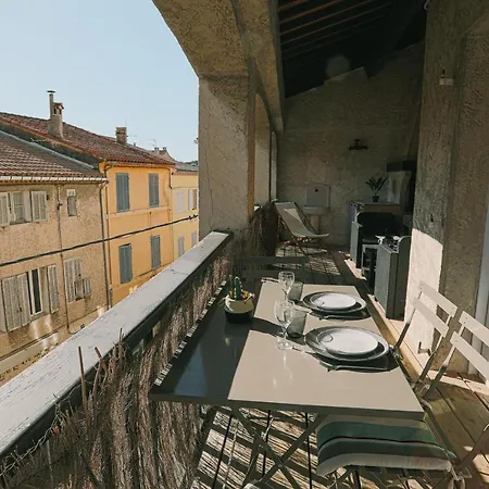 Le Duplex Apartment